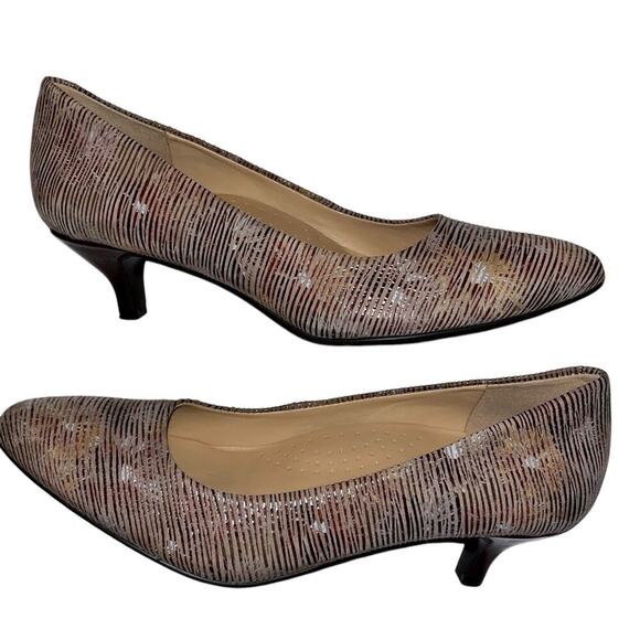 Trotters T1805-289 Multicolor Abstract Stripe Kitten Heel Pumps Size 6.5N - Picture 6 of 8